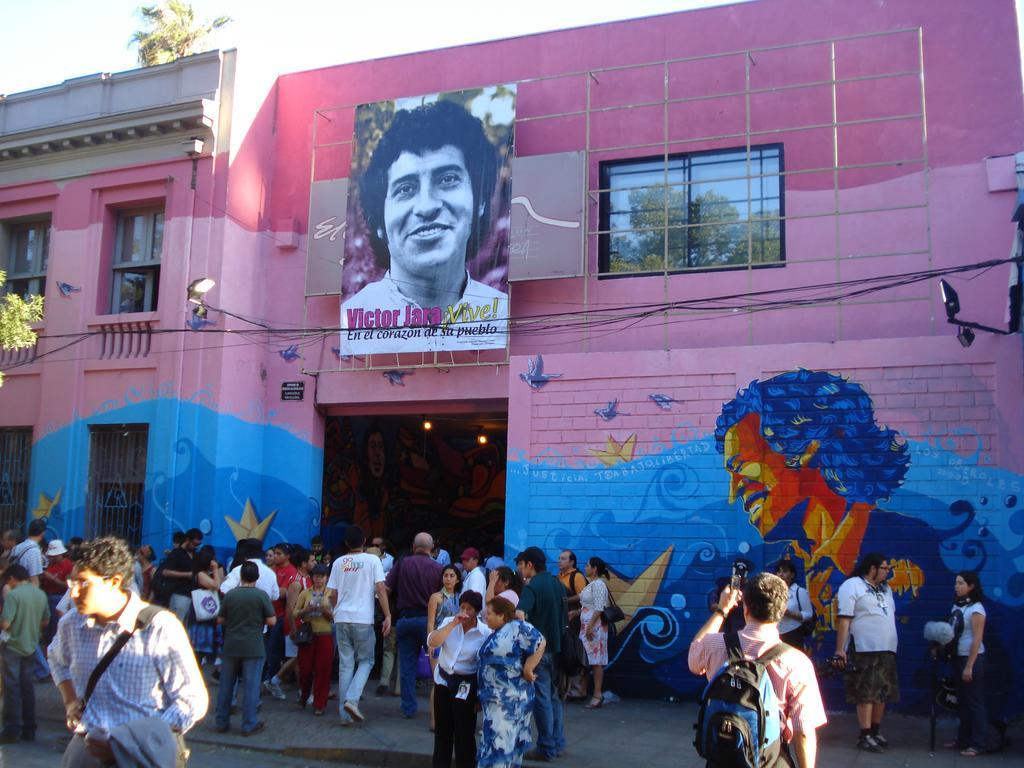 Hostal Barrio Brasil 圣地亚哥 外观 照片