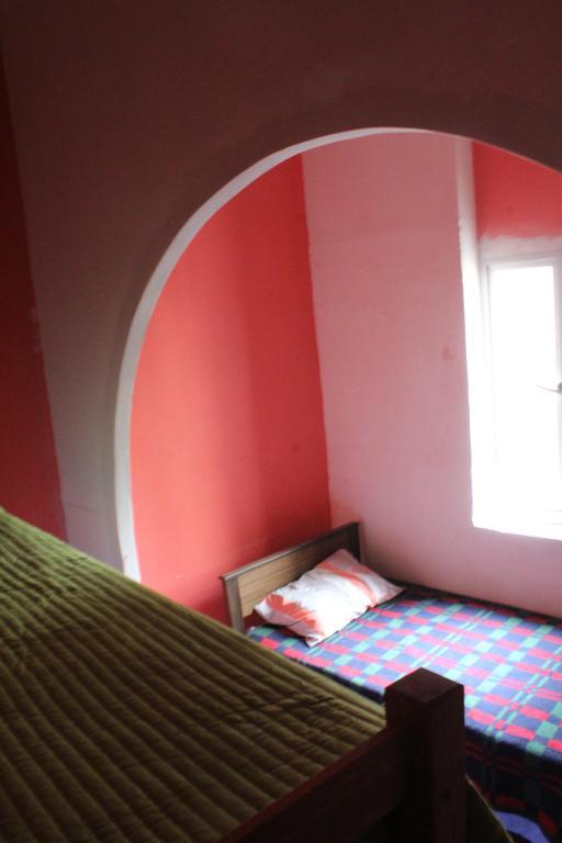 Hostal Barrio Brasil 圣地亚哥 外观 照片