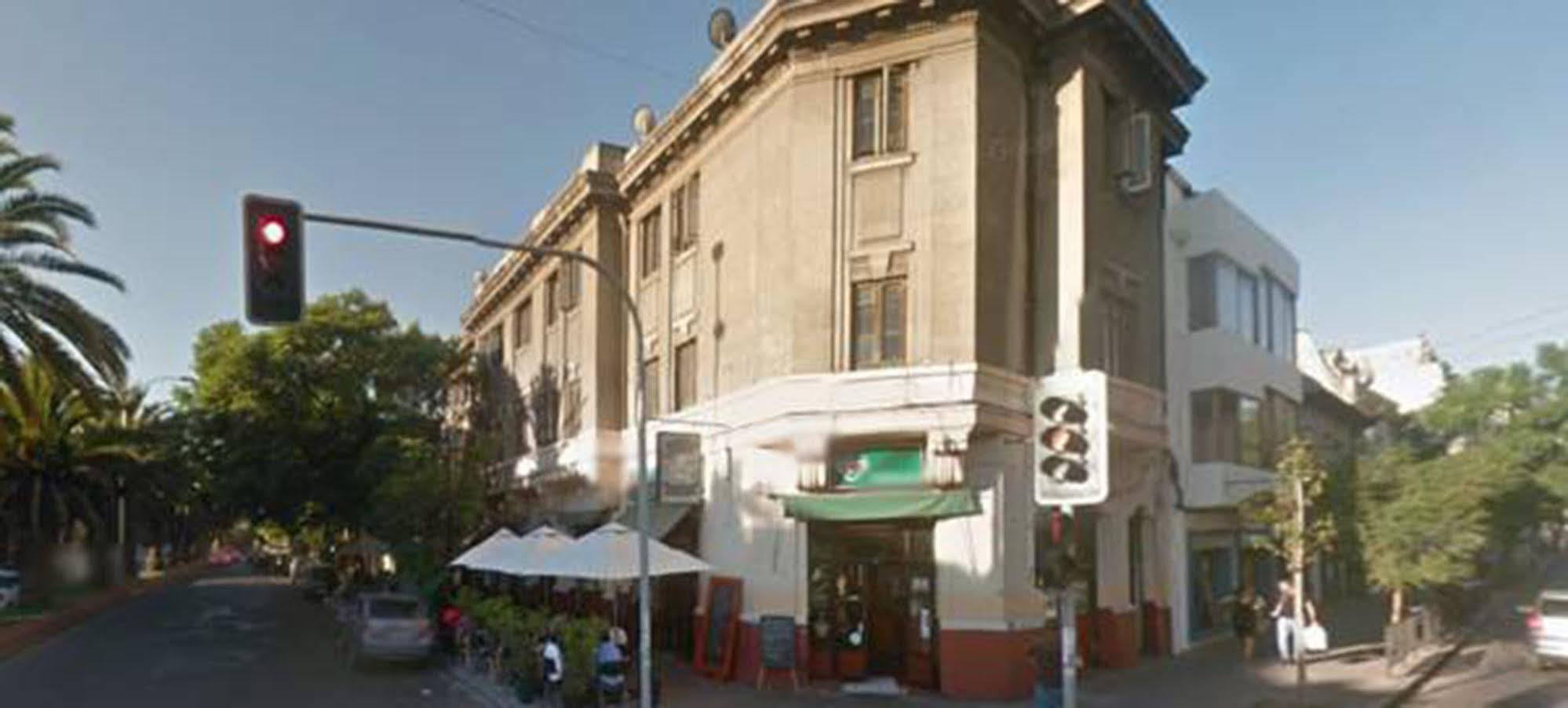 Hostal Barrio Brasil 圣地亚哥 外观 照片